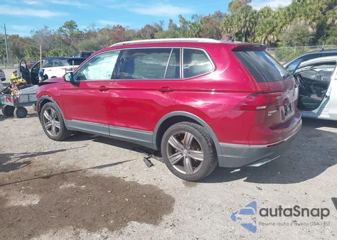 2020 Volkswagen Tiguan 2.0T Se/2.0T Se R-Line Black/2.0T Sel из США, поврежденный, VIN 3VV2B7AX1LM111649